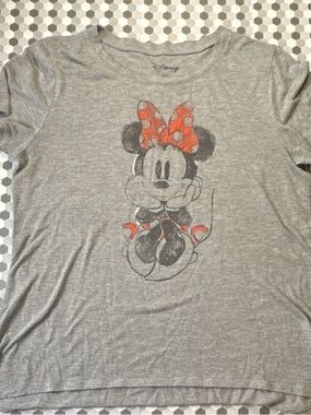 Disney Gray Minnie Mouse Tee with Red Bow